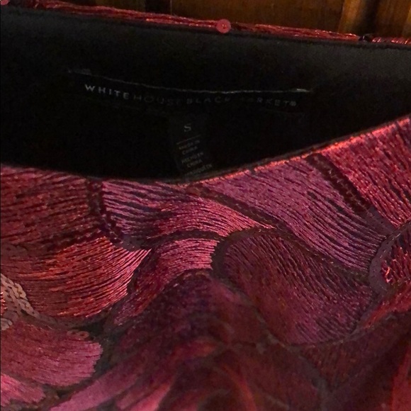 WHBM Red Sequin V Neck Tanktop - Picture 4 of 6